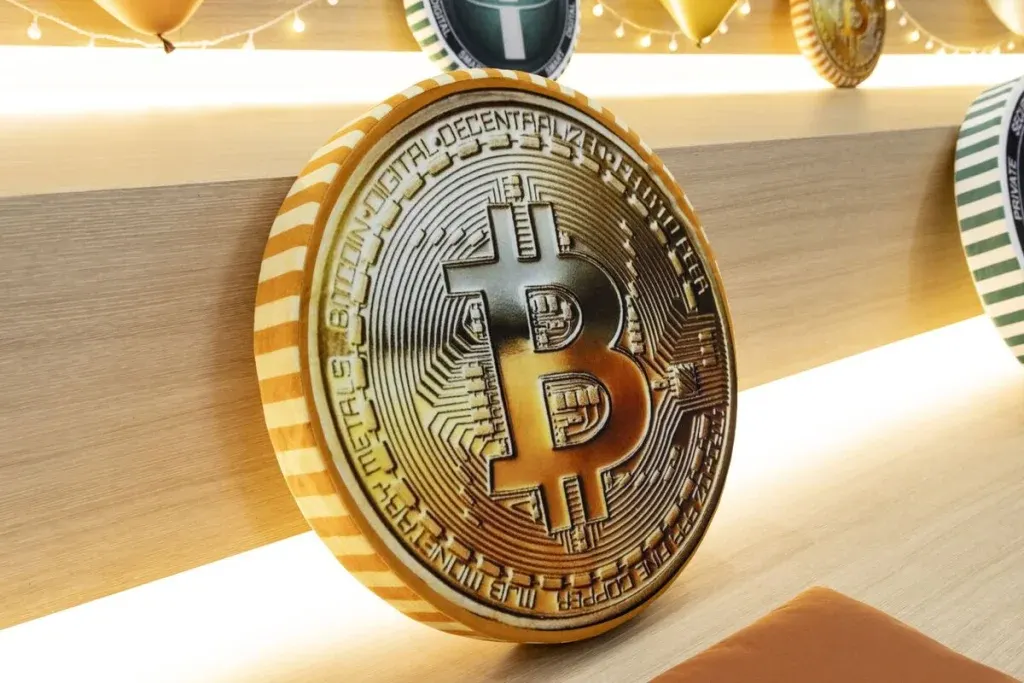 Strive CEO Says “Binance Held Up Well,” But Issues a Warning About Bitcoin